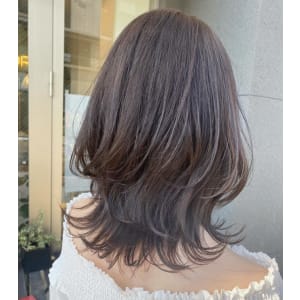 くびれミディアム