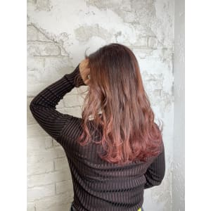 ピンクグラデーションカラー10代20代11000円