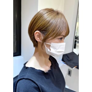 【sheta表参道】カットでつくる横顔美人小顔ショート