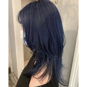 ネイビーブルー
