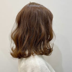 ≪ロブヘア≫にオレンジベージュ - Y/JINGU【ワイスラッシュジングウ】掲載中
