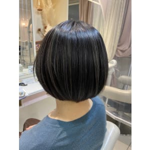 コントラストが可愛いハイライトカラー