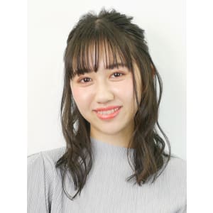 簡単華やかハーフアップ - EARTH coiffure beaut? 川中島店【アース コアフュールボーテ カワナカジマテン】掲載中