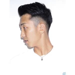 ポンパドールスタイル - @110 BARBER SHOP 博多店【ワンワンオー バーバー ショップ ハカタテン】掲載中
