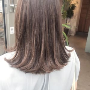 ナチュラルベージュハイライト