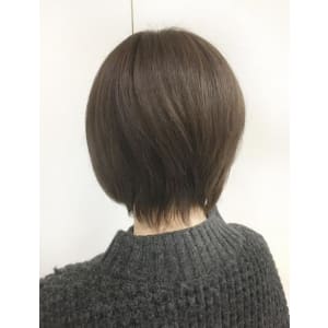 ショートボブ