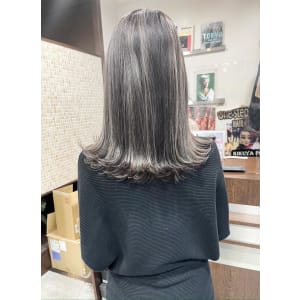 ★大人女性のハイライトデザイン★
