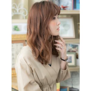 韓国風モーブカラー大人かわいい美シルエット　こなれヘア