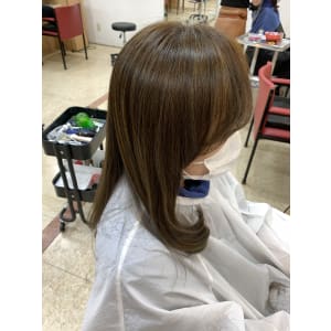 美髪セミロング