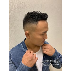 フェードカット