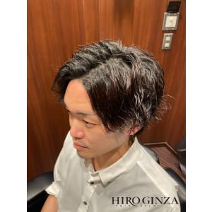 センターパートスパイラルパーマ