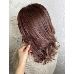 ピンクカラー池袋20代30代40代￥15400