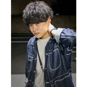 マッシュ×緩ツイスパ