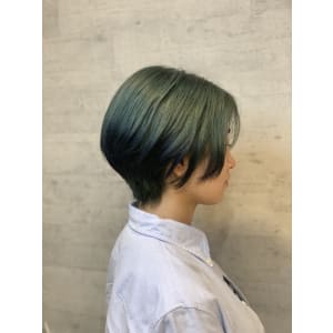 カーキグリーンxグラデーション - hair make kuni【ヘアーメイククニ】掲載中
