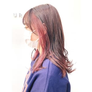 インナーカラー　ピンク　イヤリングカラー