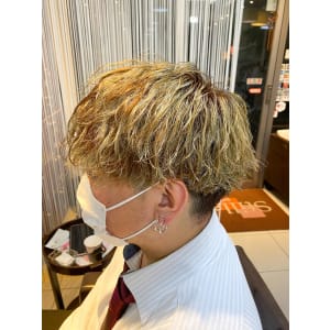 ブリーチツイストスパイラルパーマ