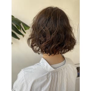 くせ毛を活かしたフレンチボブ - HAIR&MAKE STUDIO MIMURO【ヘアメイク スタジオ ミムロ】掲載中
