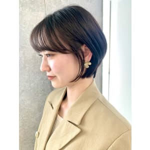 20代30代40代顔周りがポイント大人可愛いマッシュショート
