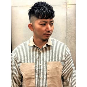 ３０代にオススメ！コンパクトフェードショート