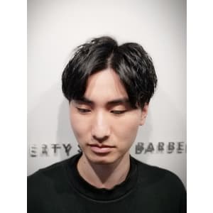 【センター分けの方必見】カルマパーマスタイル