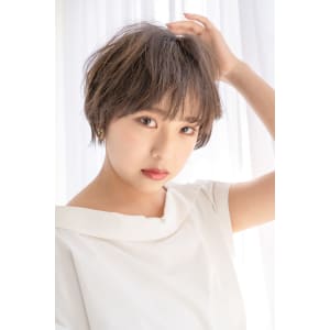 大人可愛いマッシュショート