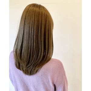 ストレート/ヌーディーベージュ