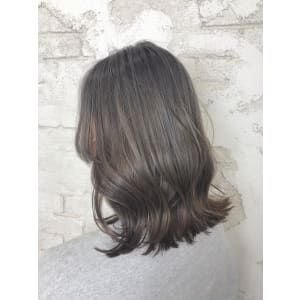 グレージュ10代/20代/￥12650