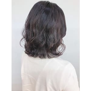 30代40代/大人可愛い/デジタルパーマ/ミディアム/無造作 - QUALIS 上福岡店【クオリスカミフクオカテン】掲載中