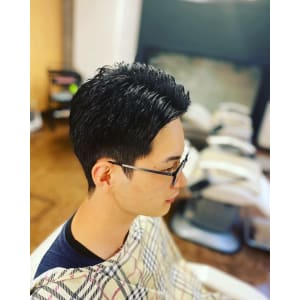センターパート - Smile hair 武蔵浦和店【スマイルヘアームサシウラワテン】掲載中
