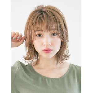 外ハネ切りっぱなしボブ