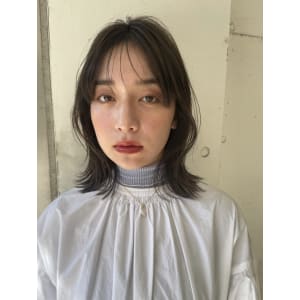 大人っぽシースルーバング/伸ばしかけミディアム