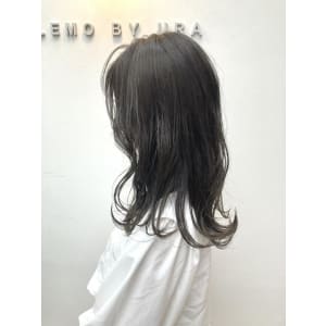 重くない暗髪◎ 光で透ける暗髪◎