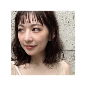 【W-ワット-新宿店 】ゆるふわスタイル♪ミディアムボブ