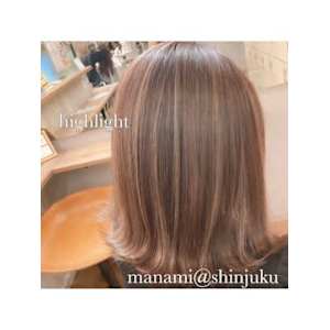 【W-ワット-新宿店 担当Manami】ハイライト×ベージュ