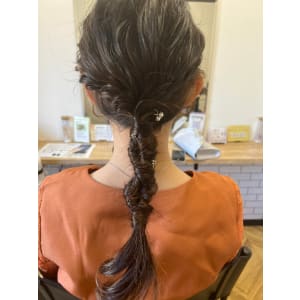 ヘアアレンジ