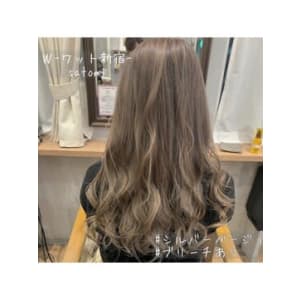 【W-ワット-新宿店 担当Satomi】シルバーベージュ