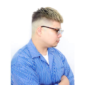 クロップ - @110 BARBER SHOP 博多店【ワンワンオー バーバー ショップ ハカタテン】掲載中
