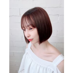 ストレートミニボブ