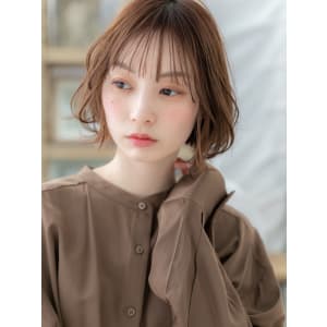 大人ハイライト外国人風小顔エアリーミディ　ヘルシースタイル