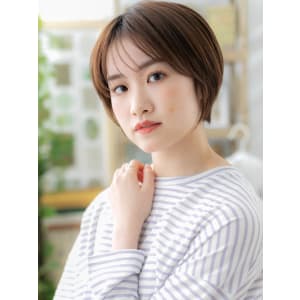 大人かわいい小顔ナチュラルマッシュショートグレージュアッシュ