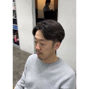 センターパート/カルマパーマ/メンズ/¥5280 - prize Iris 池袋【プライズ アイリス】池袋駅東口店【プライズアイリス イケブクロ イケブクロヒガシグチテン】掲載中