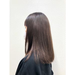 ナチュラルストレート/30代40代50代/縮毛矯正/ロング/ - QUALIS 上福岡店【クオリスカミフクオカテン】掲載中