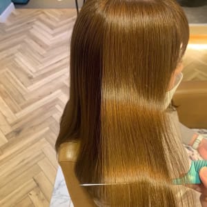 圧倒的ツヤ髪　美髪矯正　似合わせカット　アースカラー