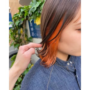 オレンジインナーカラー/イヤリングカラー　前髪インナー