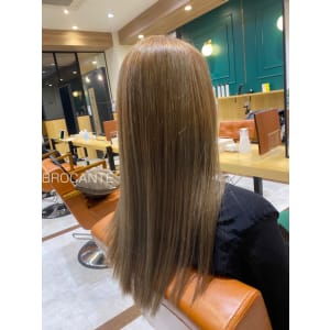 ナチュラルストレート 透明感カラー トリートメント 