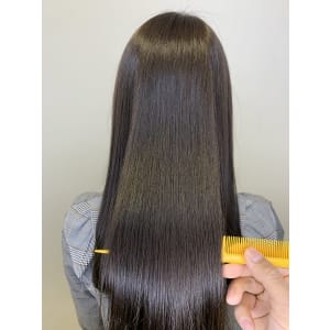 三軒茶屋　ロング　ストレート　髪質改善　トリートメント　小顔