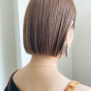 ぷつっとボブ　ヘルシーで夏におすすめアースカラー