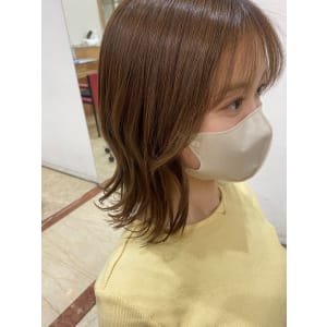 柔らかブラウン×外ハネボブ