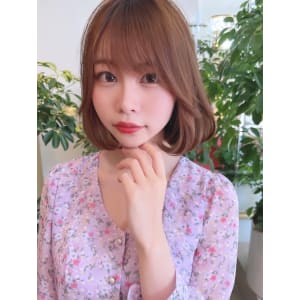 フェミニンボブ