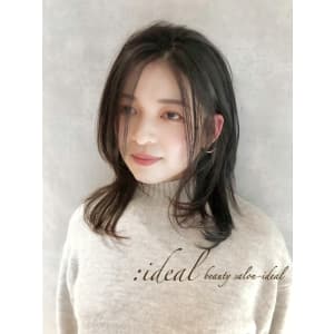 白髪染めでも、こなれ感上がるミディアムレイヤー♪